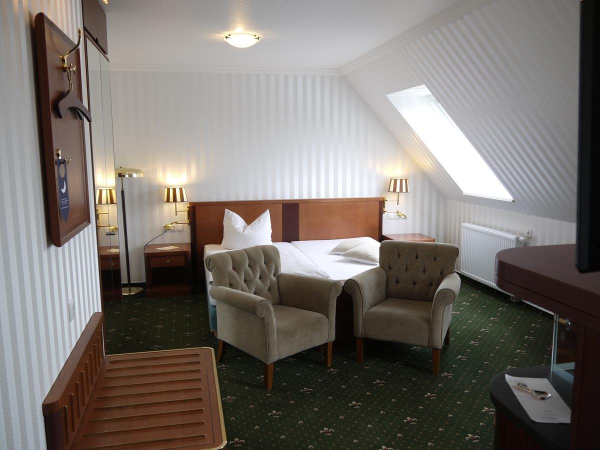 Landhotel Schwarzer Adler Suelzetal Cameră foto